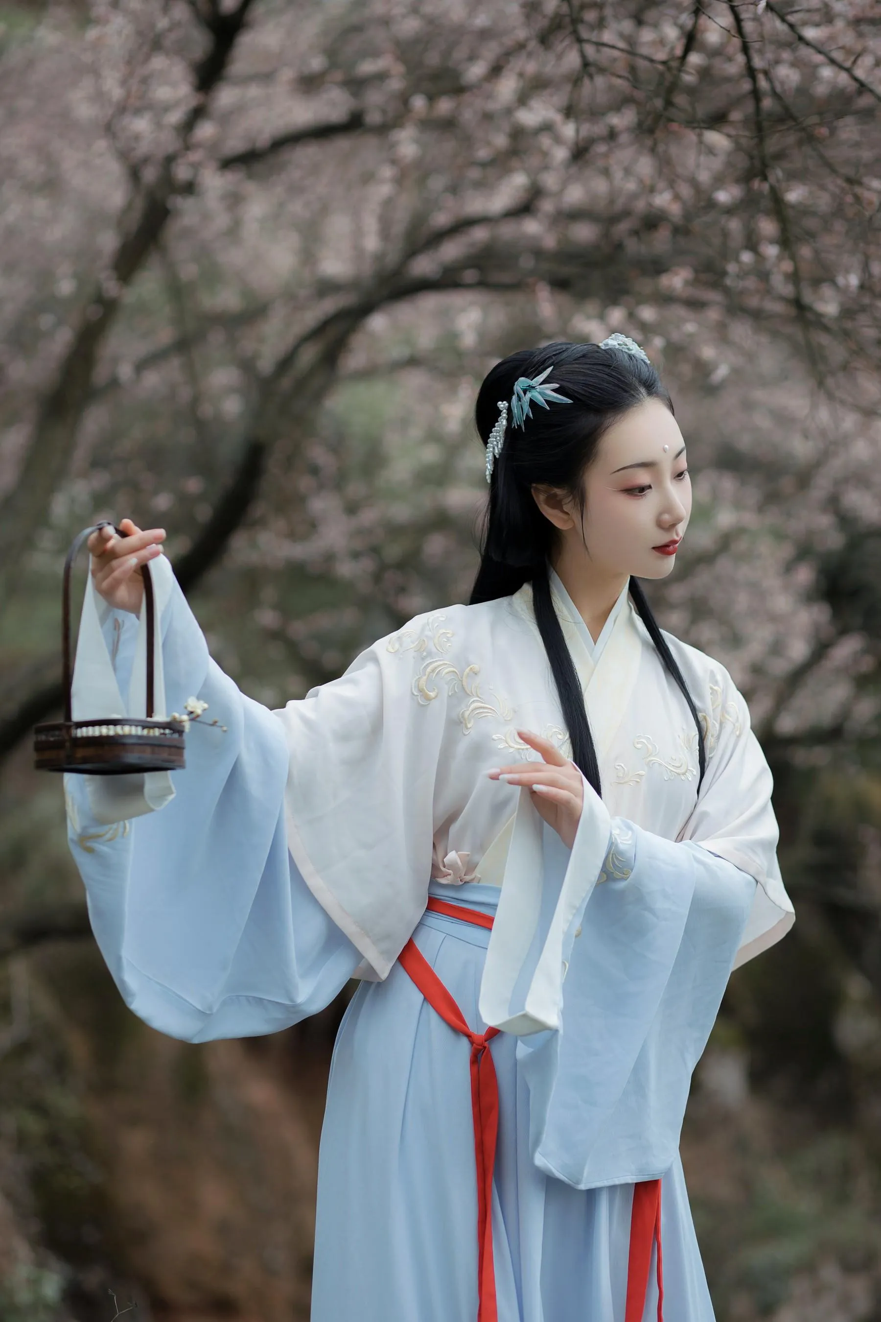 [艺图语] 2022.05.25 清佳 清音音音音 [27P]插图7